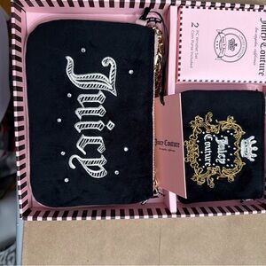 Juicy Couture Black Pouch Set